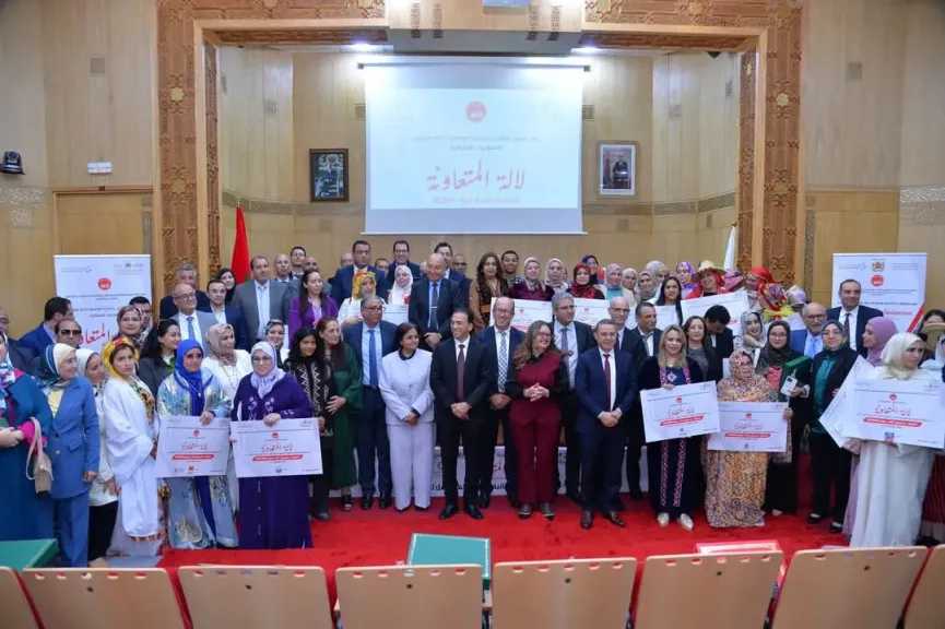 ”السعدى وعائشة الرفاعى” يكرمان النماذج النسائية التعاونية المتميزة بالمغرب