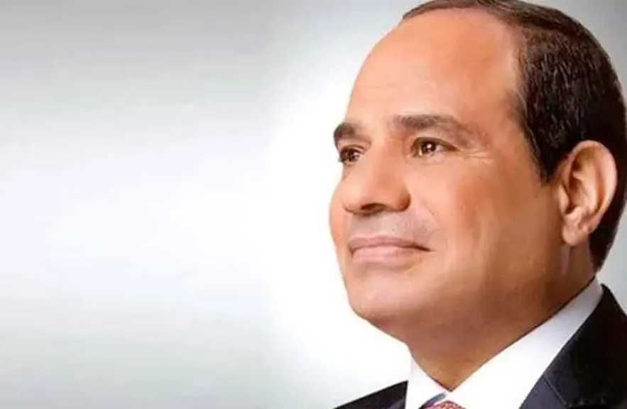 الرئيس السيسي يزور قبر الرئيس الراحل السادات ويضع إكليلاً من الزهور وقراءة الفاتحة ترحما على روحه الطاهرة