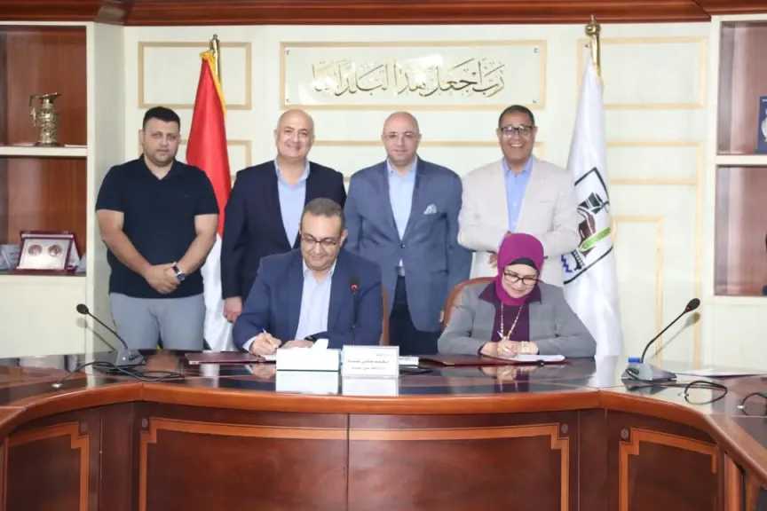بحضور المحافظ ..”تيتان مصر” توقع بروتوكولًا لتطوير وحدات العناية المركزة بمستشفى الصدر ببني سويف