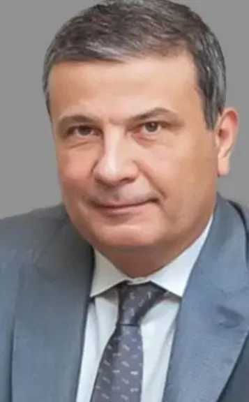 عاجل .. وزير الزراعة يكلف ”محمد الخطيب” بتسيير أعمال المدير التنفيذي للإصلاح الزراعي