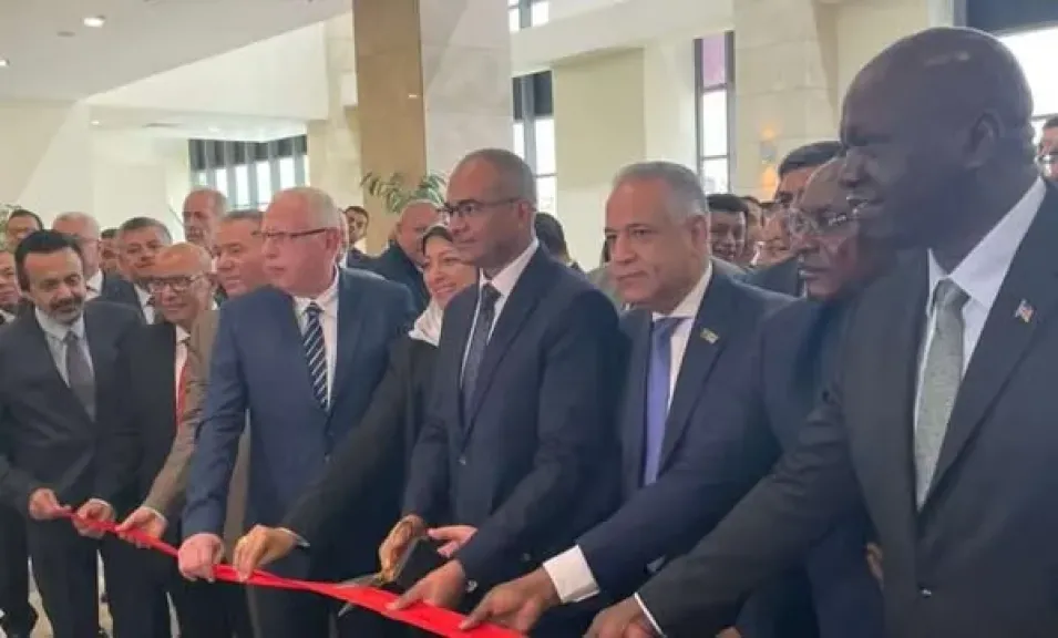 نائب وزير الإسكان يفتتح معرض وتريكس التاسع لمعالجة وتنقية المياه