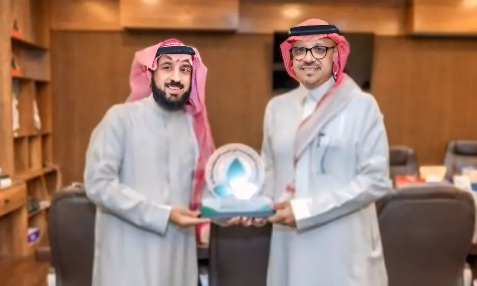رئيس هيئة تطوير حائل بالسعودية يزور الجمعية التعاونية الزراعية التسويقية