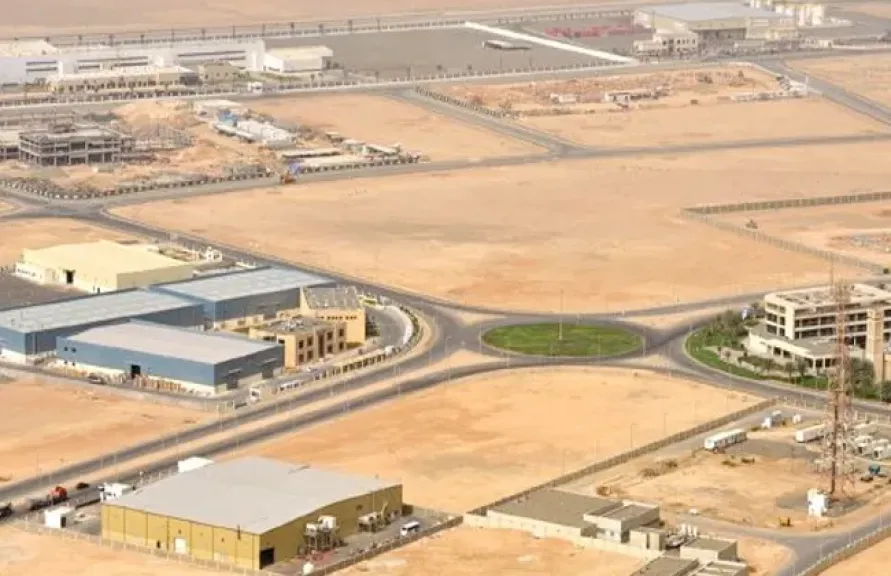 طرح 1800 قطعة أرض صناعية موزعة على 20 محافظة بمساحات تصل حتى 490 ألف متر