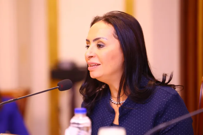 ”التضامن” تنظم معرض ” ديارنا للحرف اليدوية والتراثية” ببنك الإمارات دبي