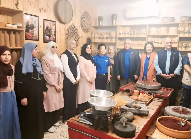 ”الشلبى” ومدير عام منظمة الأغذية والزراعة يزوران جمعية ”درب النور” للتنمية المجتمعية بمحافظة جرش