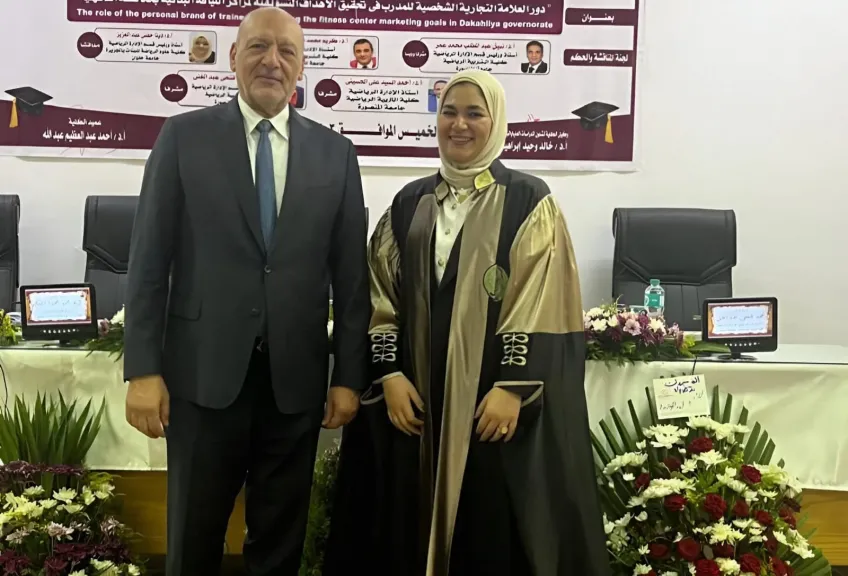 رئيس حزب ”المصريين“ يهنئ الباحثة ندا راشد لحصولها على الدكتوراه في التربية الرياضية