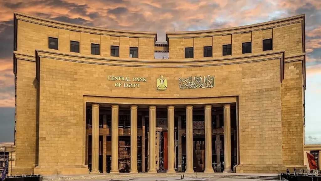 الاحتياطي النقدي يتجاوز 49 مليار دولار بنهاية يوليو للمرة الأولى في تاريخه