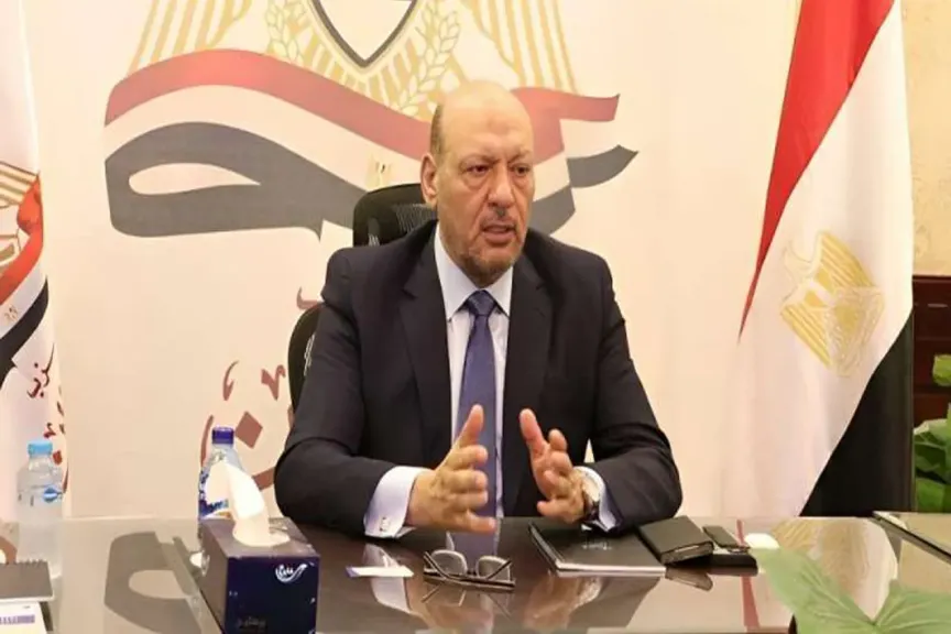 المستشار حسين أبو العطا، رئيس حزب "المصريين