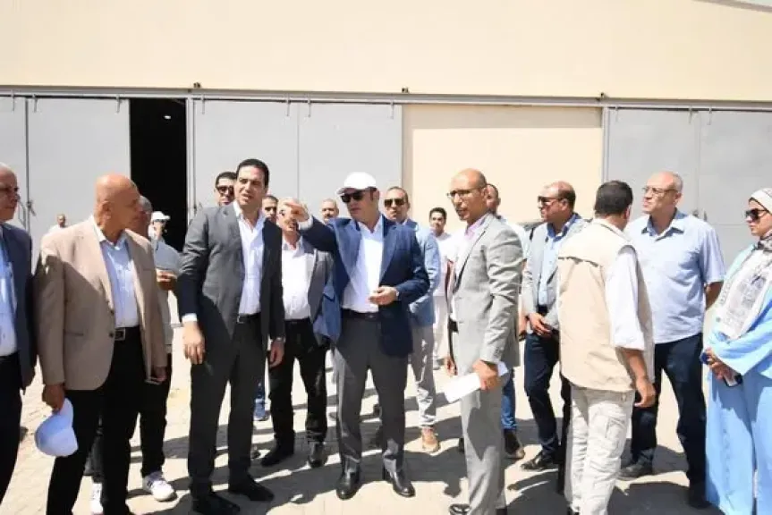 وزير الإسكان يتفقد محطة الصرف الصحي رقم (12) بمنطقة الأندلس في التجمع الثالث بمدينة القاهرة الجديدة