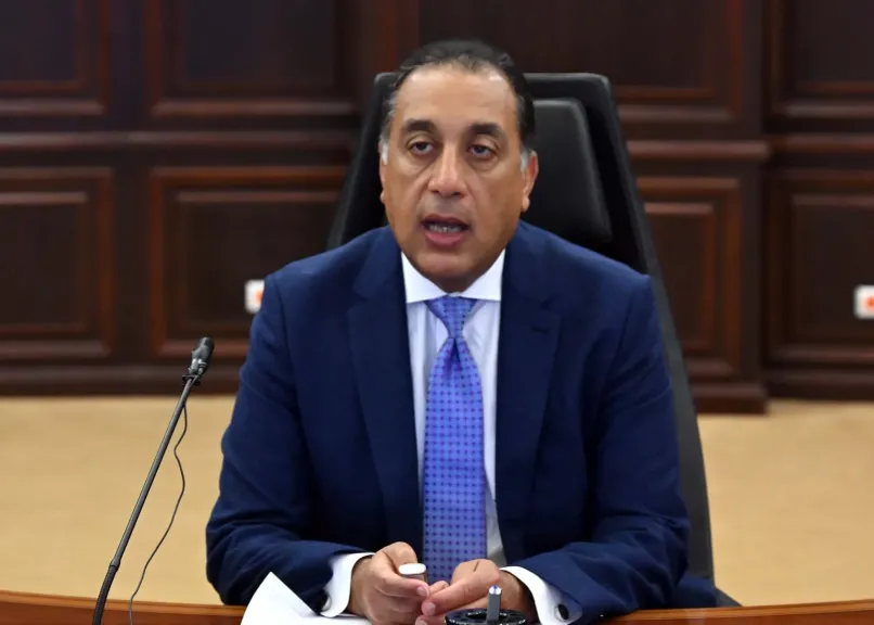 رئيس الوزراء يُتابع مع وزير البترول والثروة المعدنية عددًا من ملفات العمل