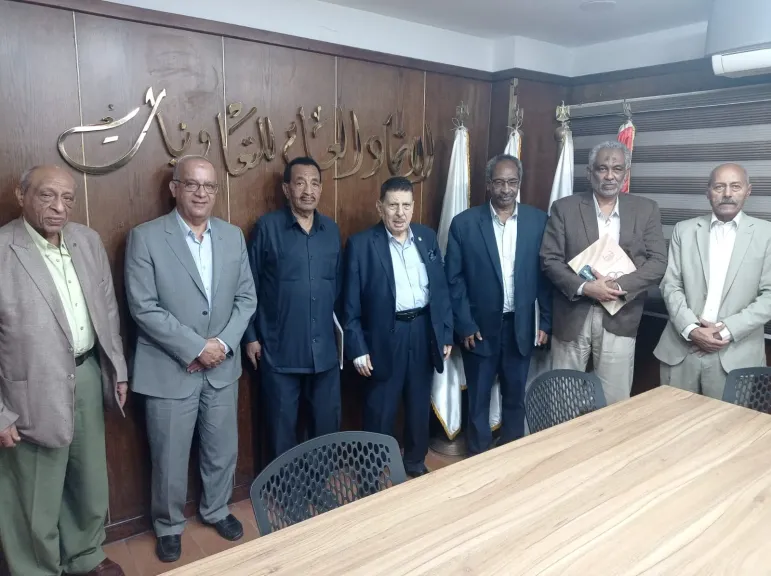 عبد الظاهر يستقبل وفد المركز الاستشاري لتنمية المجتمعات الريفية بالسودان