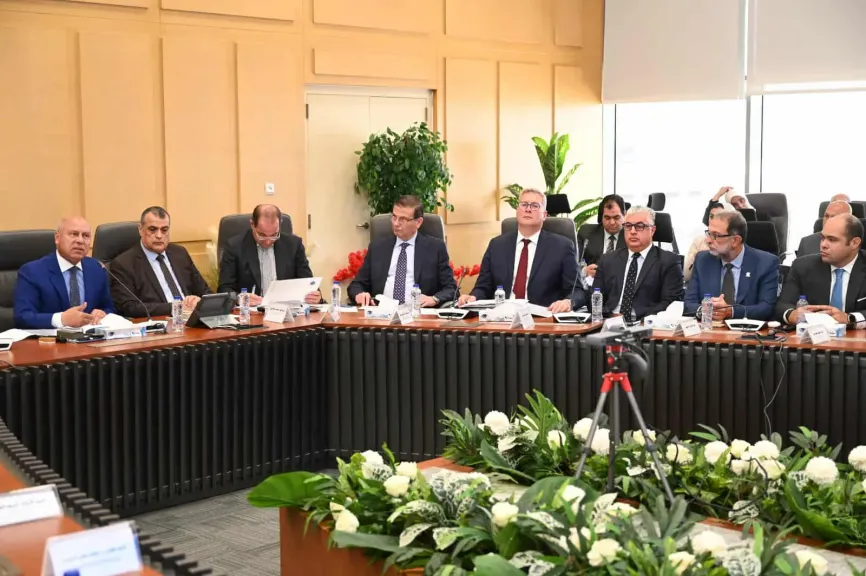 كامل الوزير: دراسة متكاملة لوضع آليات لحماية الأتوبيسات المصنعة محلياً