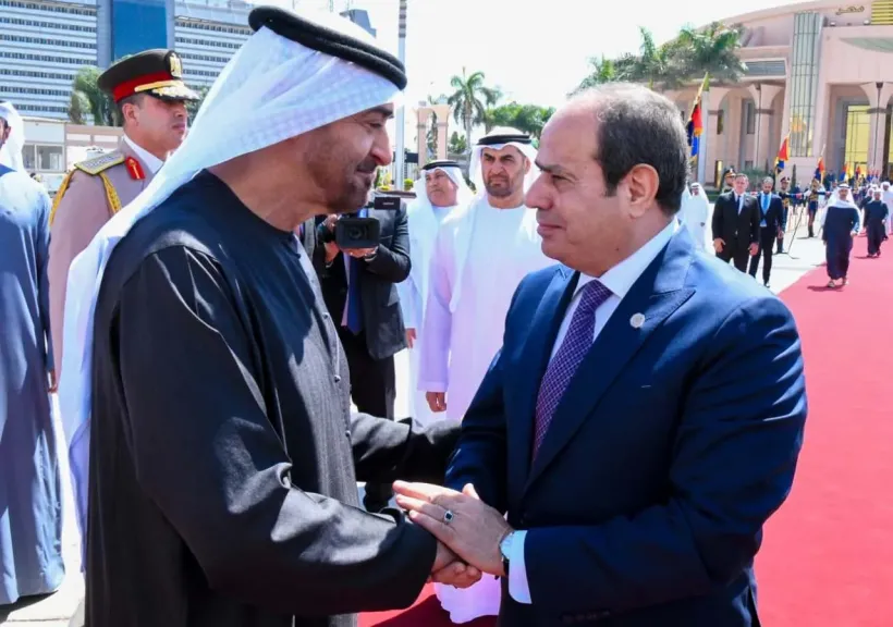 رئيس الإمارات يشيد بما يشهده مناخ الاستثمار في مصر من تطور كبير