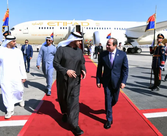 المتحدث الرئاسي ينشر صور استقبال الرئيس السيسي نظيره الإماراتي