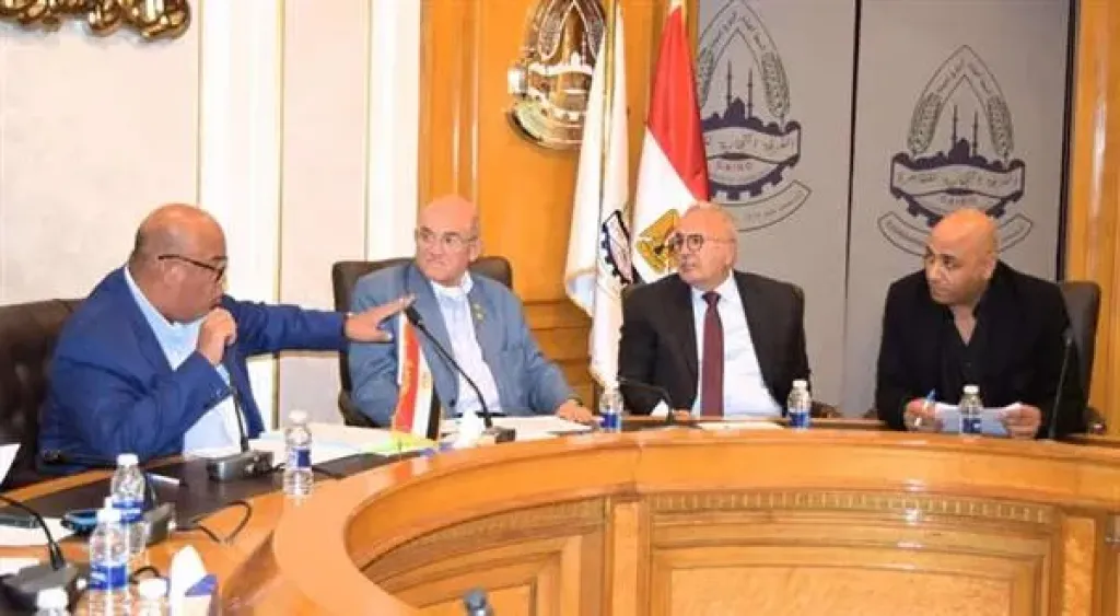المهندس طارق السلاب مُمثِّلًا لـ ”غرفة القاهرة” لدى الاتحاد العام للغُرف التجارية