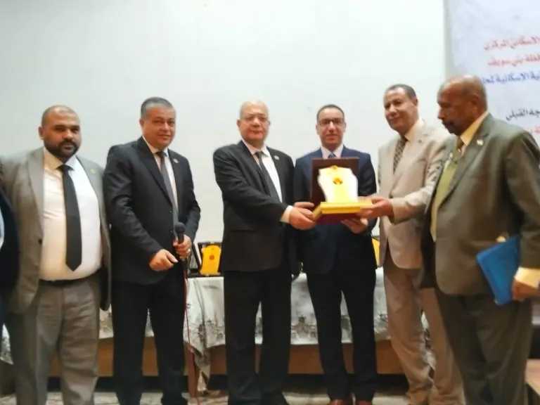 جمعية إسكان أعضاء هيئة التدريس بجامعة بنى سويف تكرم المحافظ
