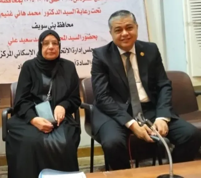 ”حجاب” و”عبد الهادى” ومندوبى وزارة التخطيط يختتمون محاضرات الدورة التدريبية للإسكانى ..... ”حجاب” و”عبد الهادى” ومندوبى وزارة التخطيط يختتمون محاضرات الدورة التدريبية للإسكانى .. ورجاء تجيب على أسئلة الحضور