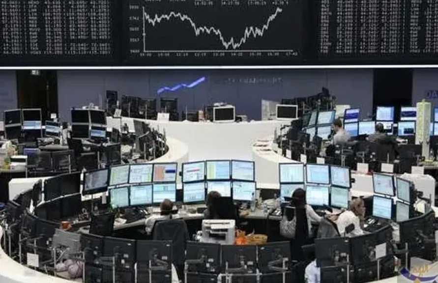 الأسواق الأوروبية تتباين مع التركيز على اجتماع الفيدرالي وترامب وشي