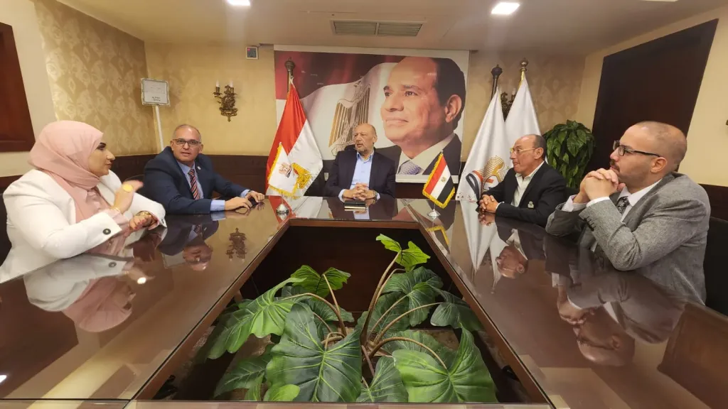 حزب ”المصريين” يعقد اجتماعًا موسعًا لوضع خطة عمل الفترة المقبلة حزب ”المصريين” يعقد اجتماعًا موسعًا لوضع خطة عمل الفترة المقبلة