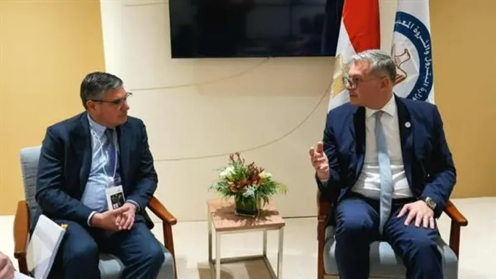 وزير البترول يبحث تعزيز الشراكات مع رؤساء وقادة شركات الطاقة العالمية