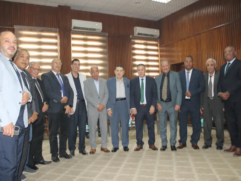 عمومية النقابة العامة للعاملين بالخدمات الإدارية والاجتماعية تعتمد الميزانيات المالية حتى 2023