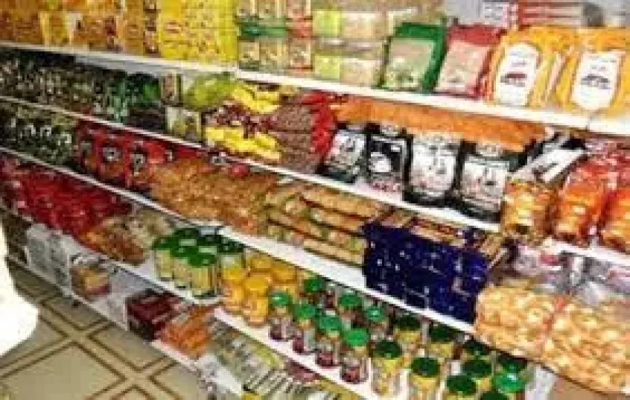 المجمعات الاستهلاكية تواصل طرح الزيوت بأسعار تقل عن مثيلاتها في الأسواق