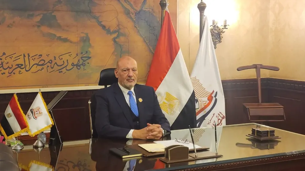 حزب ”المصريين”: الرئيس السيسي كان حريصًا على صيانة حقوق الإنسان في قانون الإجراءات الجنائية الجديد