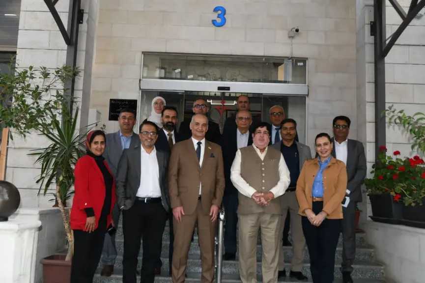 مدير عام المؤسسة التعاونية الأردنية يبحث تعزيز الشراكة مع تعاونية (IFFCO) الهندية