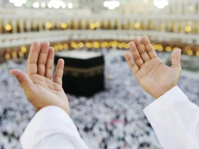 وزيرة التضامن تعلن عن رحلات عمرة بأسعار مخفضة.. تعرف على الموعد