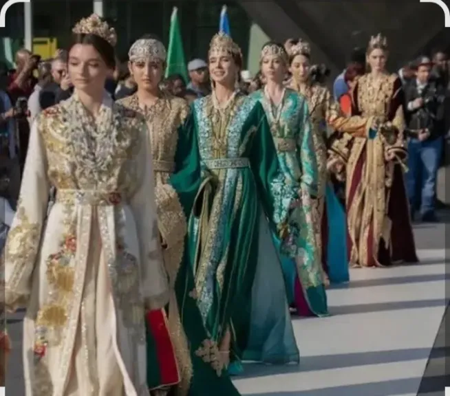 بمناسبة الاحتفال بالذكرى 50 للمسيرة الخضراء .. ”الإسيسيكو” تحتضن أمسية ” أنامل النور - قفطان الخير” بالرباط