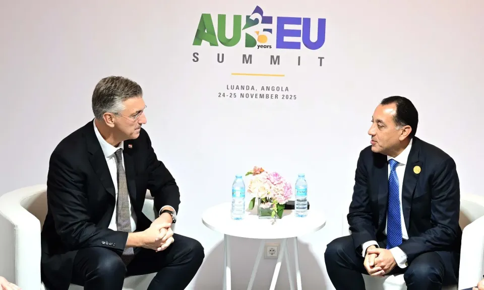 رئيس الوزراء يلتقي رئيس وزراء جمهورية كرواتيا| صور