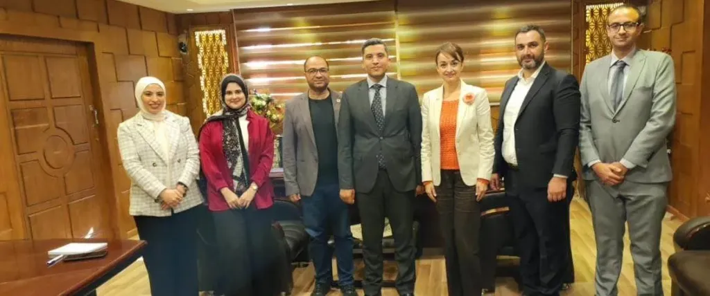 الحجر الزراعي يعقد اجتماعًا مع السفيرة الرومانية بالقاهرة| صور