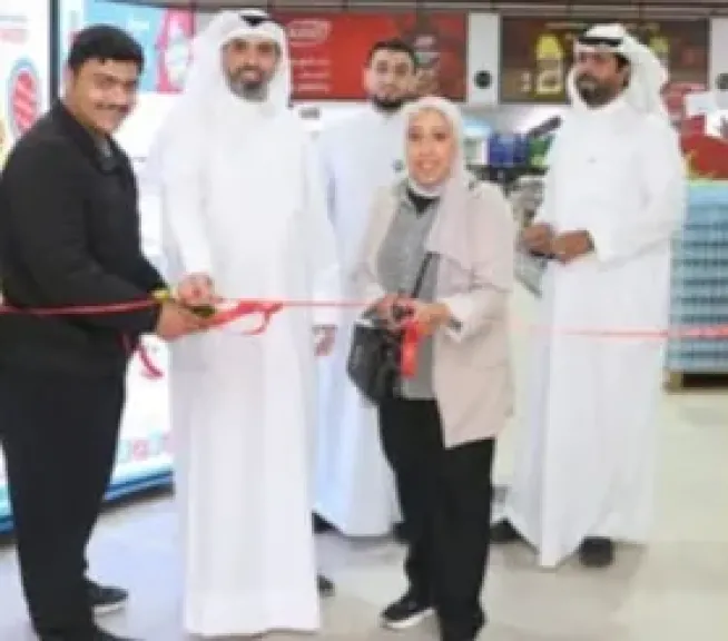 افتتاح مهرجان ”سلع التعاون” لجمعية شمال غرب الصليبات بالكويت