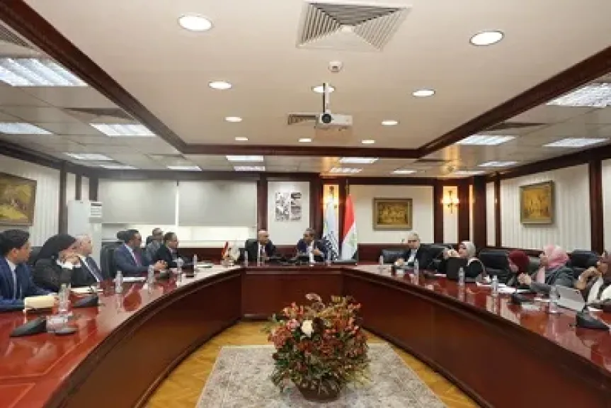 جهاز تنمية المشروعات يتعاون مع محافظة قنا لتطوير التكتلات الحرفية ورفع تنافسيتها