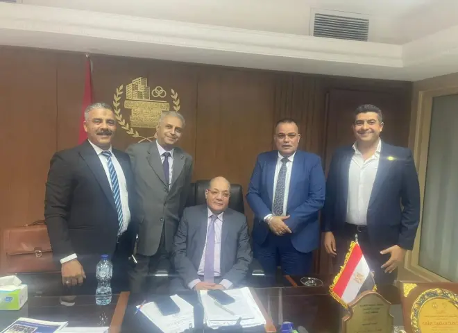تفاصيل لقاء رئيس الاتحاد الإسكانى المركزى والمشرف المالى لاتحادية الأسكندرية