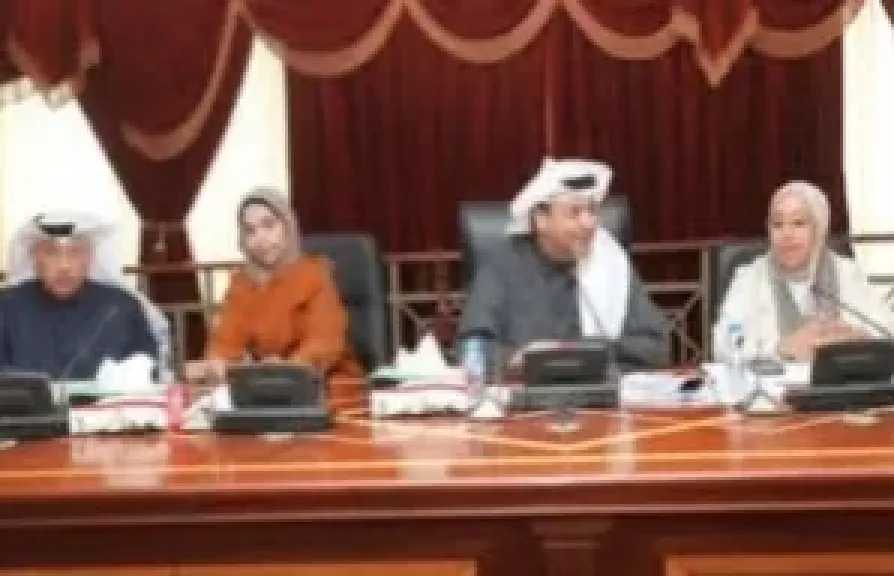 رئيسة اتحاد الجمعيات التعاونية الاستهلاكية بالكويت  تجتمع بممثلي 55 جمعية لبحث التحديات التى تواجههم