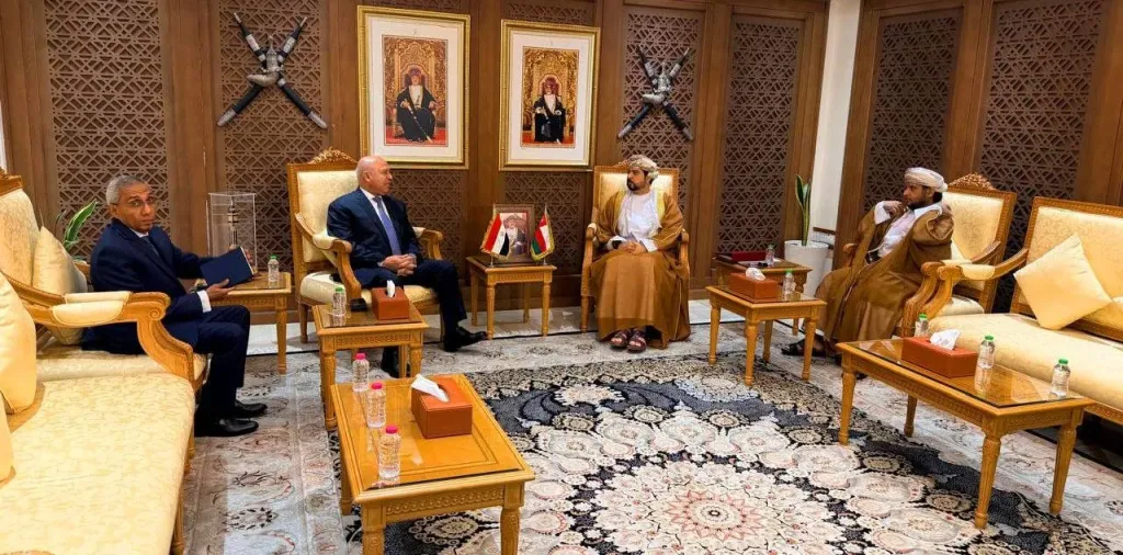 مصر تدرس استغلال خامات الحديد والنحاس المتوافرة في عمان في التصنيع