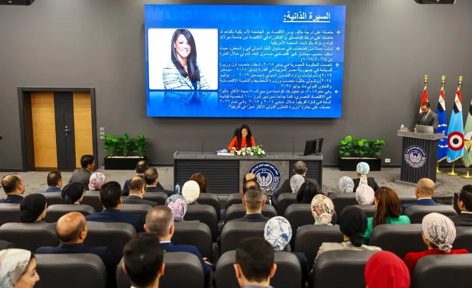 وزيرة التخطيط: نتوقع تجاوز النمو 5% خلال العام المالي الجاري ونستهدف مستويات 7%