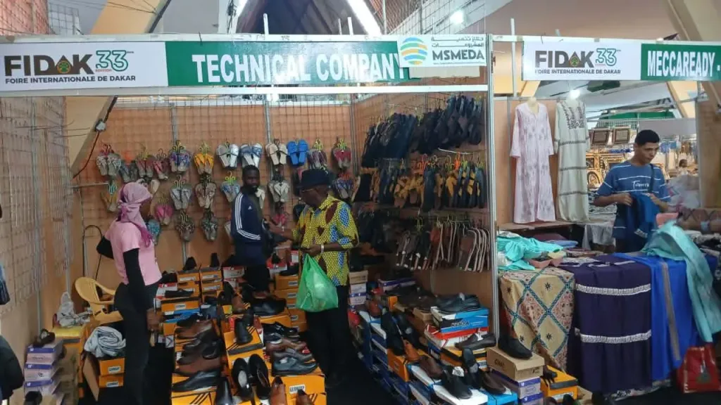 رئيس جهاز المشروعات: نحرص علي المشاركة في المعارض الإفريقية وفتح أبواب للمنتج المصري