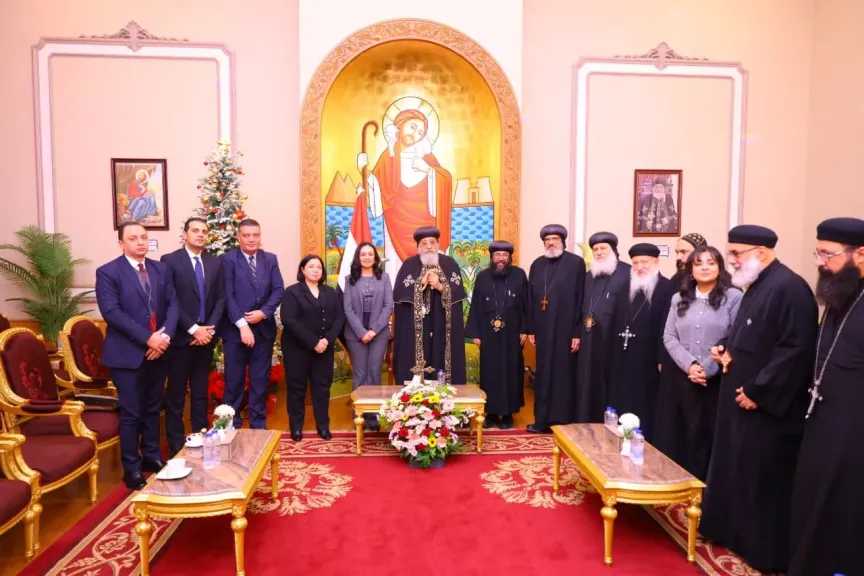 وزيرة التضامن الاجتماعي تزور المقر البابوي .. وتهنئ البابا تواضروس الثانى بعيد الميلاد المجيد
