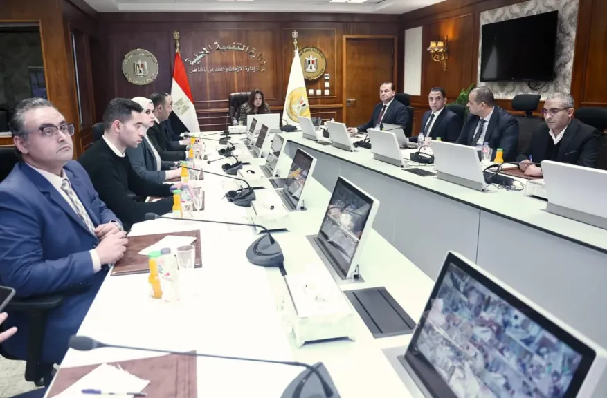 منال ​عوض توجّه بسرعة إنجاز مستهدفات الموجة 28 لإزالة التعديات