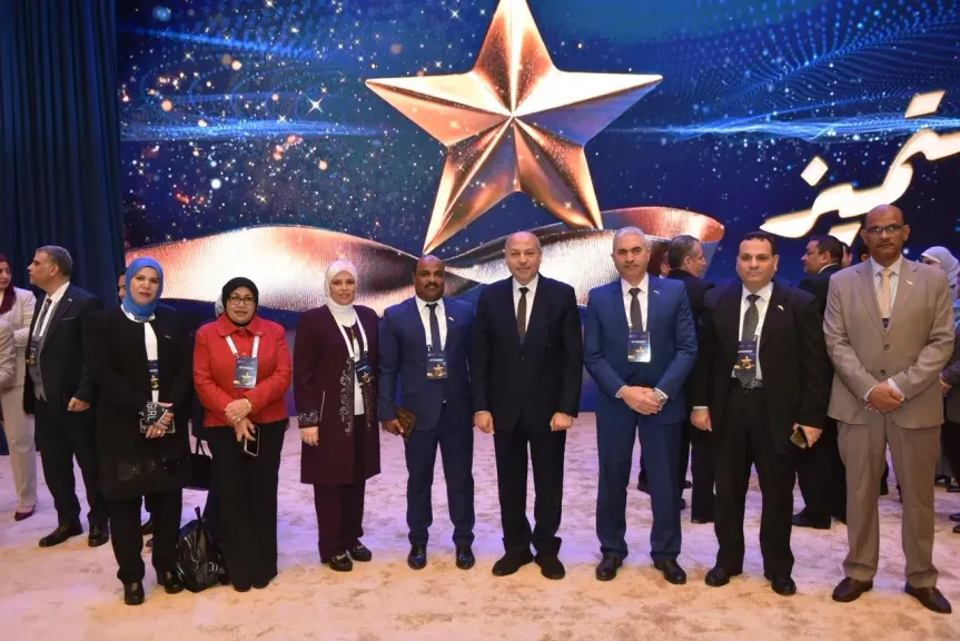 وزير التموين يقدم التهنئة للفائزين في جائزة مصر للتميّز الحكومي