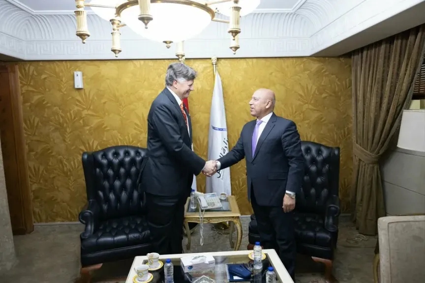 وزير الصناعة والنقل يستقبل نائب وزير الخارجية الأمريكي لبحث تعزيز التعاون المشترك في المجالين