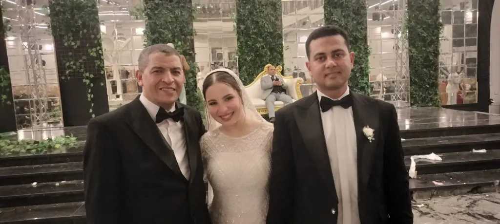 رئيس وأعضاء مجلس إدارة جمعية الإنشاء والتعمير بأسيوط يهنئون ”عواجه” بزفاف نجلته ”رانيا”
