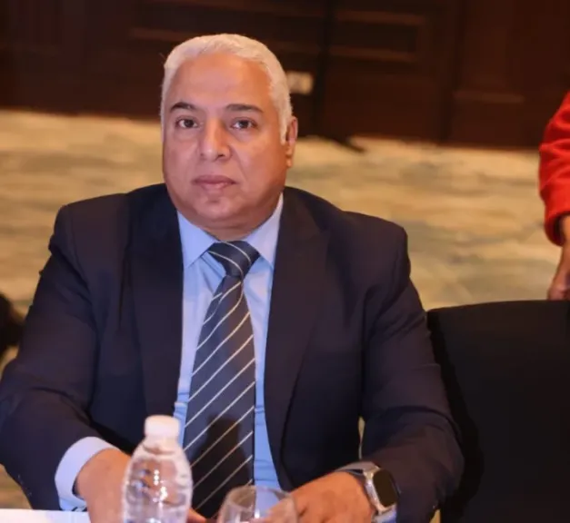 علاء نصر الدين: دعم حكومي لنقل المصانع من الكتل السكنية إلى مناطق صناعية مخططة