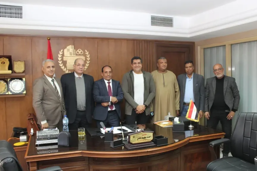 ”لقاء الأحد” كلمة السر .. مجلس إدارة اتحادية البحر الأحمر يشيد بجهود الاتحاد الإسكانى لحل مشاكل الجمعيات