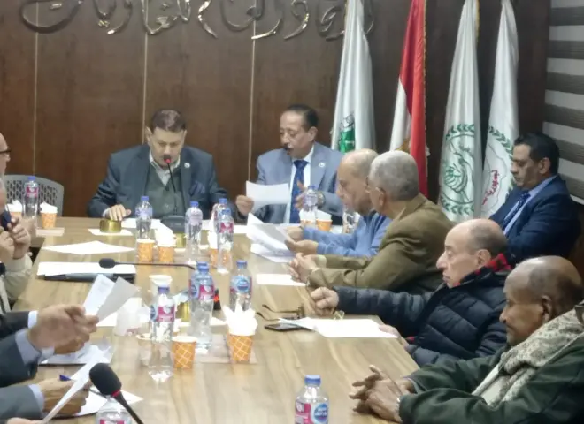 د. عبد الظاهر يؤكد قدرة الاتحاد الاستهلاكى على توفير السلع لكافة الجمعيات