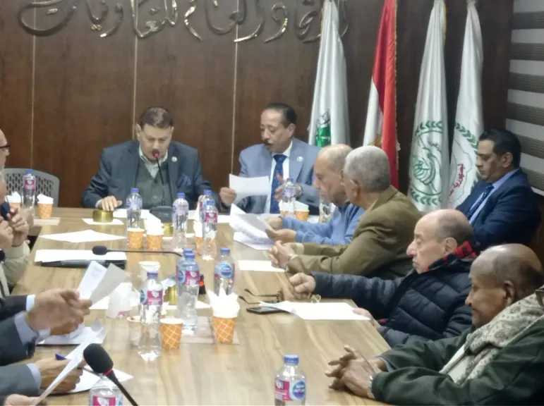 د. عبد الظاهر يؤكد قدرة الاتحاد الاستهلاك على توفير السلع لكافة الجمعيات