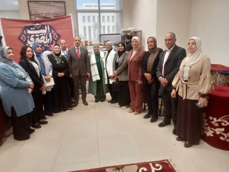 التضامن الاجتماعي والأوقاف تنظمان معرضًا للسلع الأساسية بمقر وزارة الأوقاف بالعاصمة الجديدة