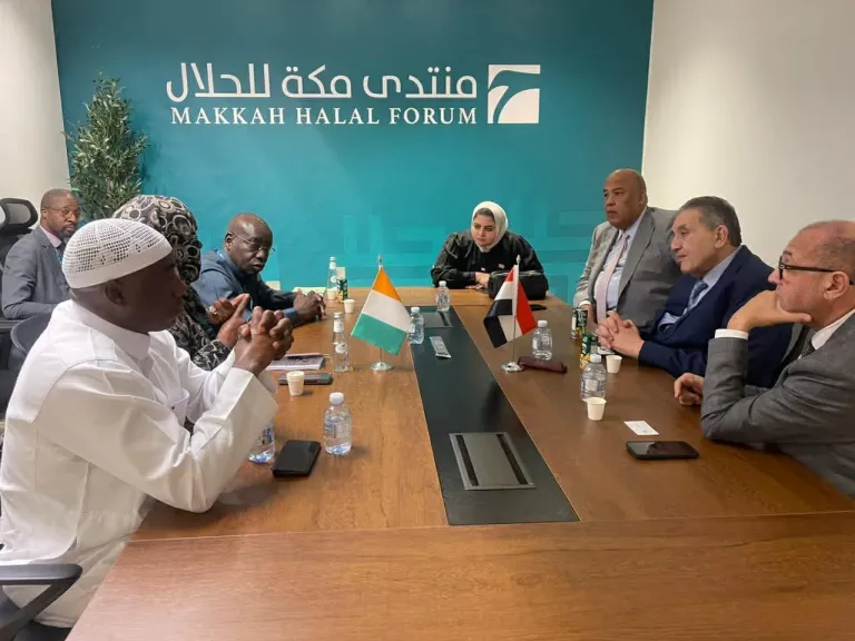 رئيس غرفة القاهرة: تدشين ”أكاديمية الحلال” وإطلاق شعار ”حلال الذهبي” أبرز مخرجات منتدى مكة